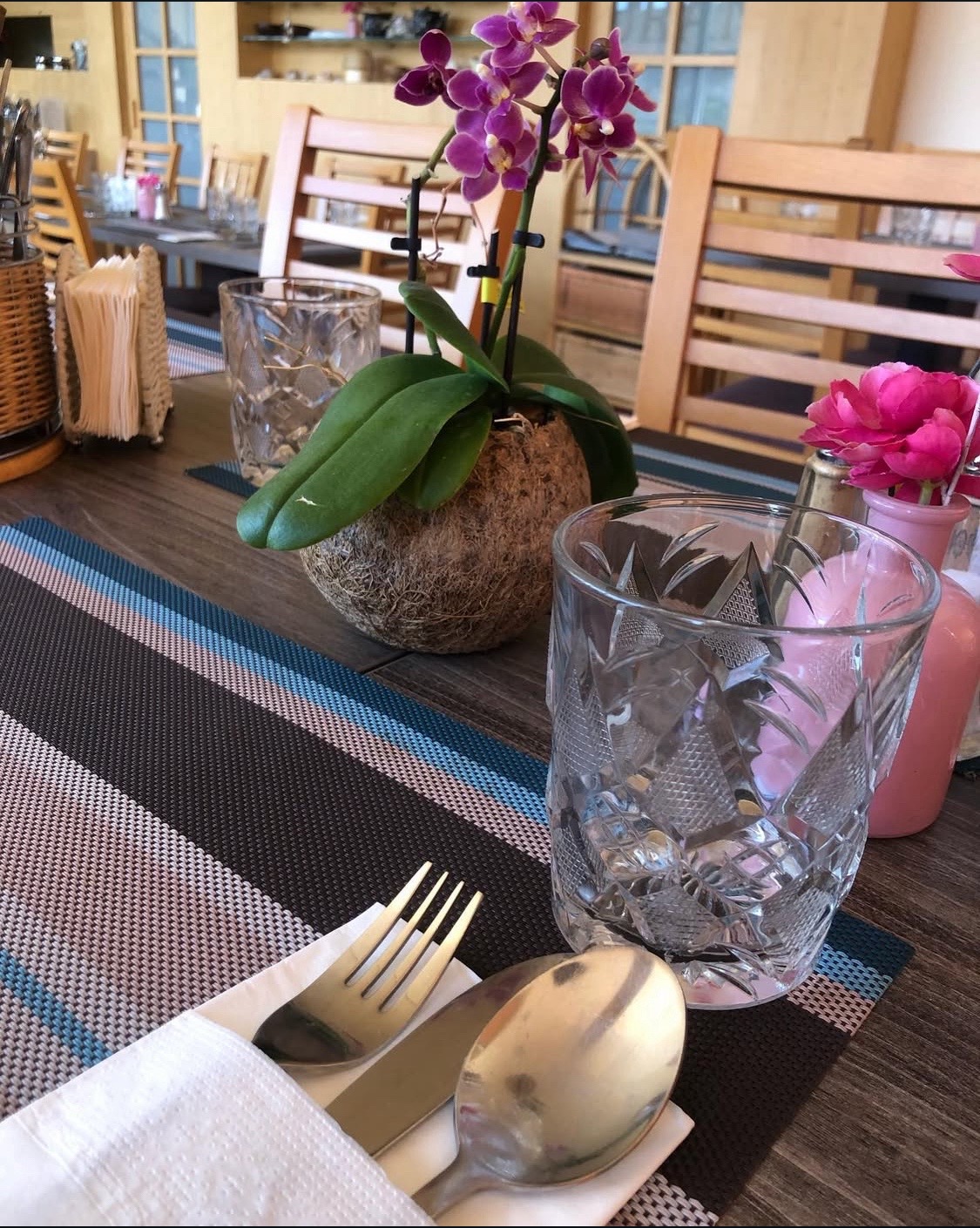 PadThai table with orchids